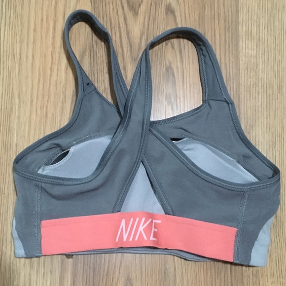 Nike sports bra grey breathable mesh cutout racerback size S - Picture 2 of 4